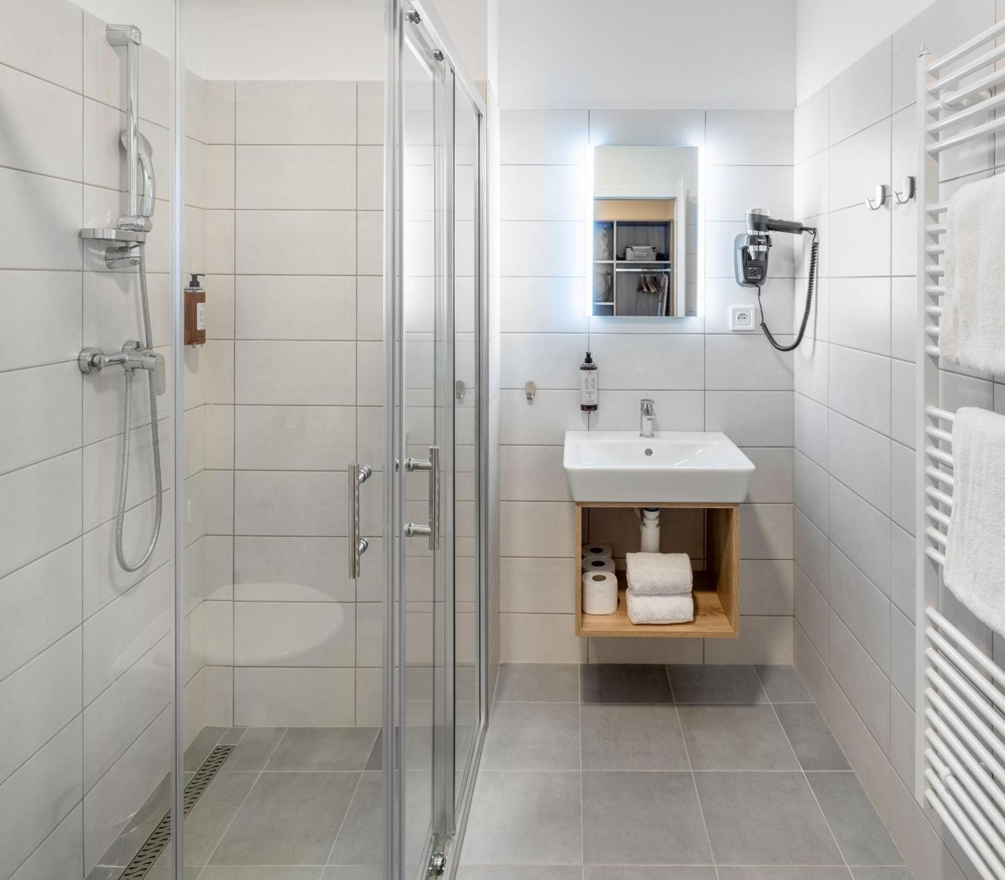 Theatre 9 Apartments By Adrez Prague Ngoại thất bức ảnh