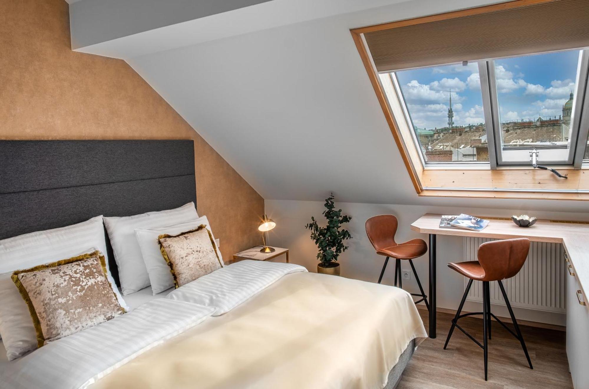 Theatre 9 Apartments By Adrez Prague Ngoại thất bức ảnh