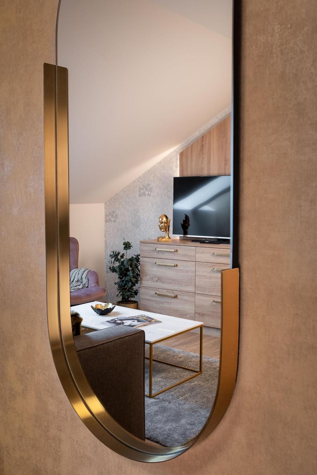 Theatre 9 Apartments By Adrez Prague Ngoại thất bức ảnh