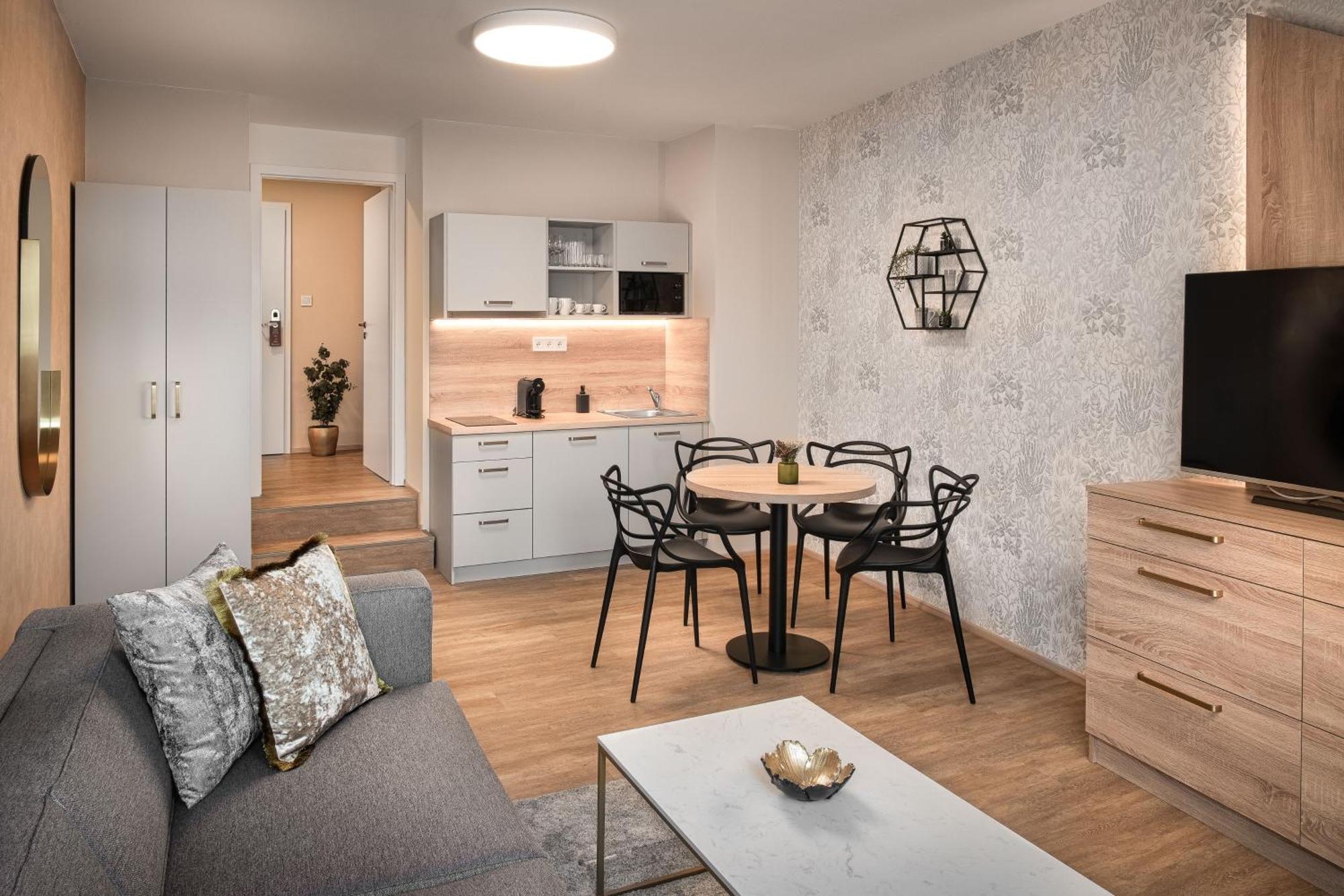 Theatre 9 Apartments By Adrez Prague Ngoại thất bức ảnh